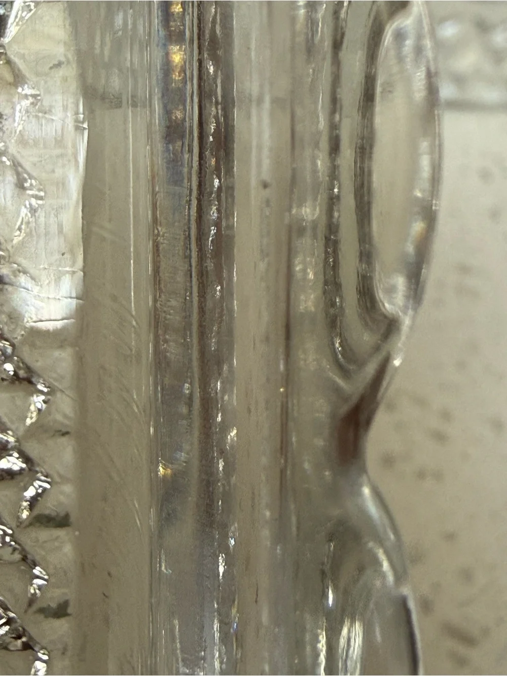 Depression glass‎ vintage Elegant Clear Glass Butter Dish with cover.
